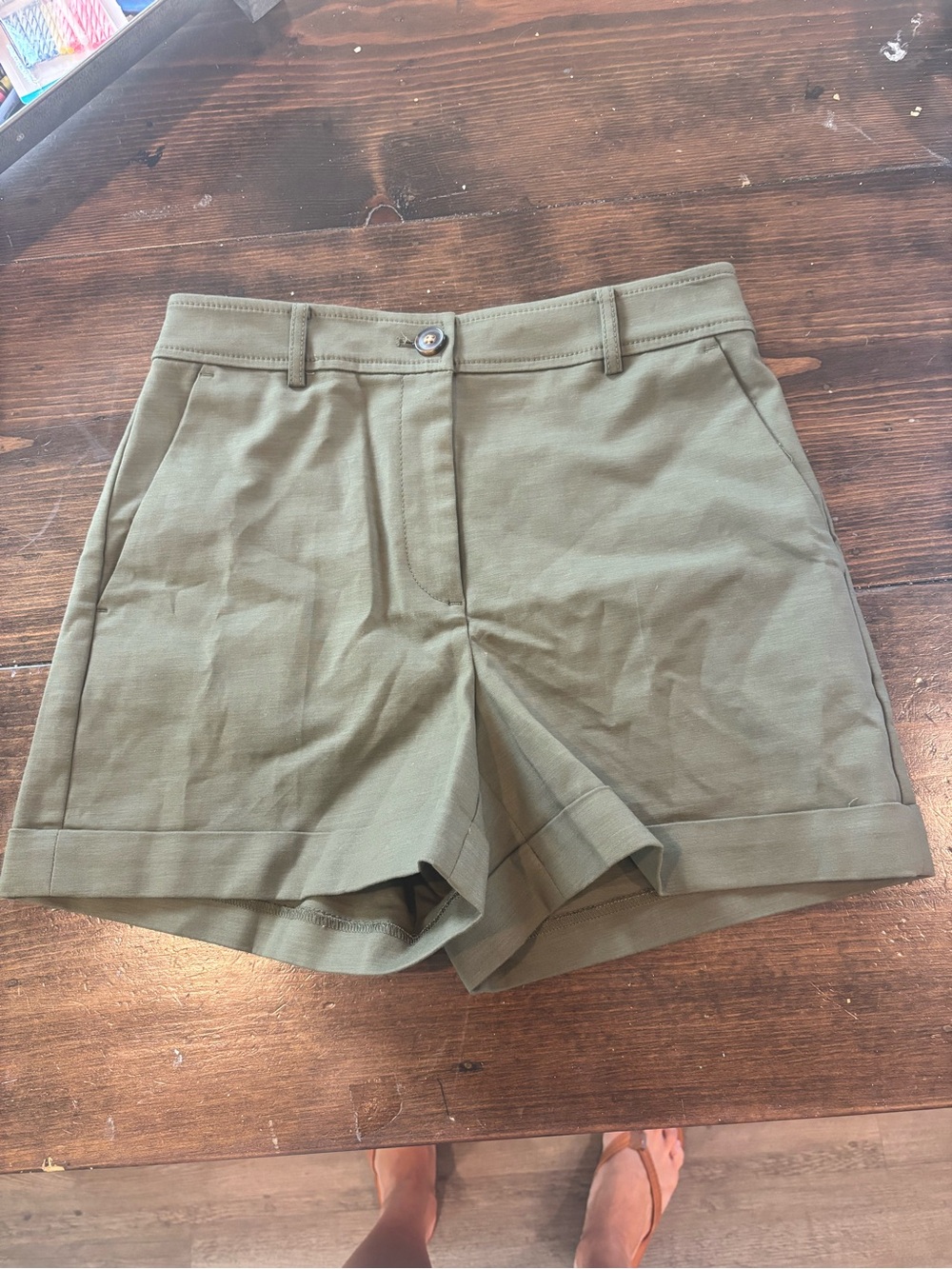 LOFT Olive Green Tailored Cuffed Women’s Shorts